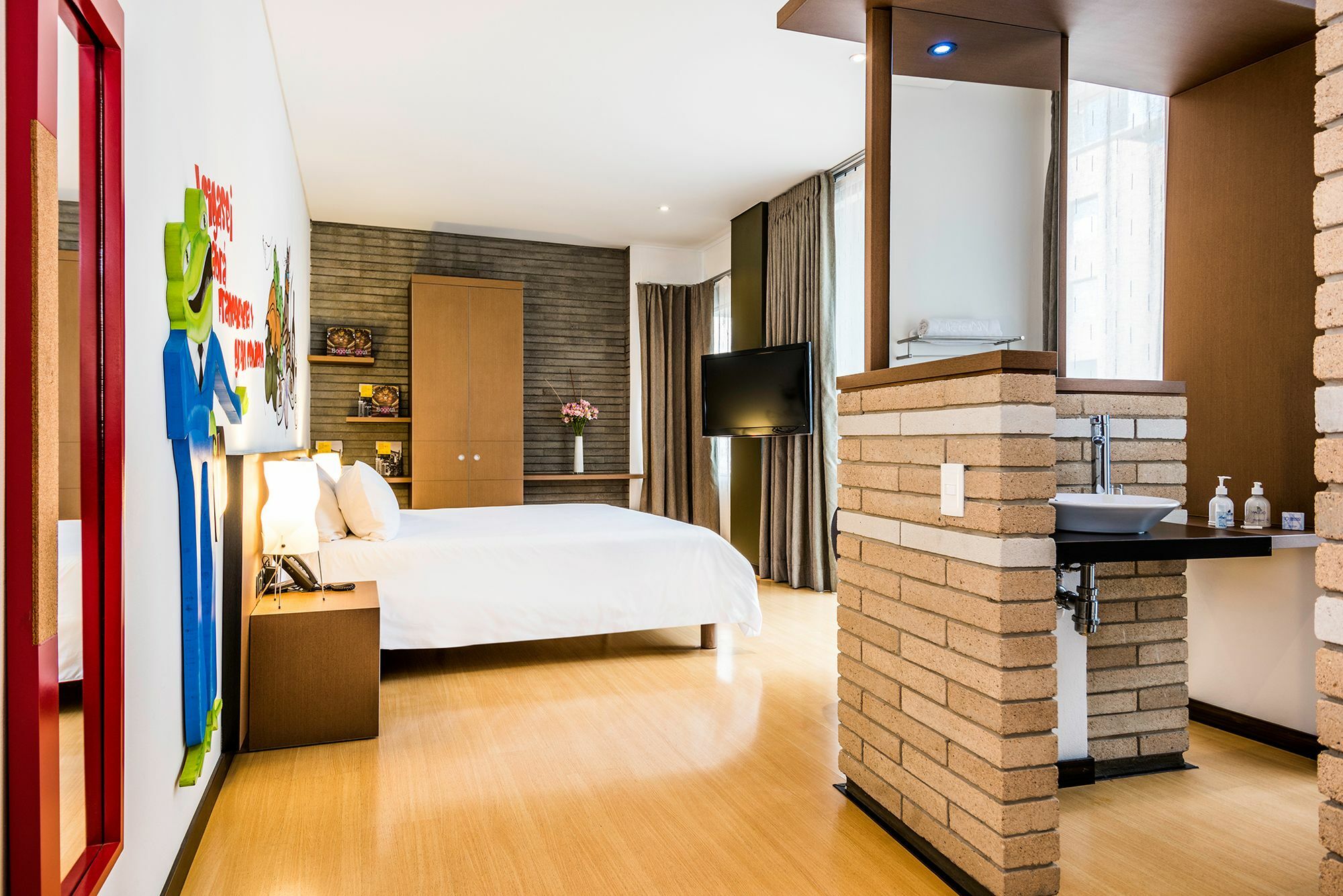 Hotel Viaggio Nueve Tres Bogota Exterior photo